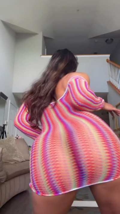 Can you handle this ass? (Link below for the fun)