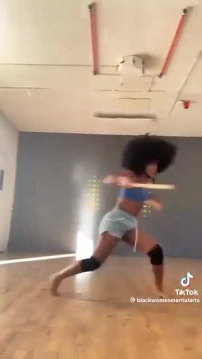 Des BM if he don&rsquo;t stop playing with Krystal name
