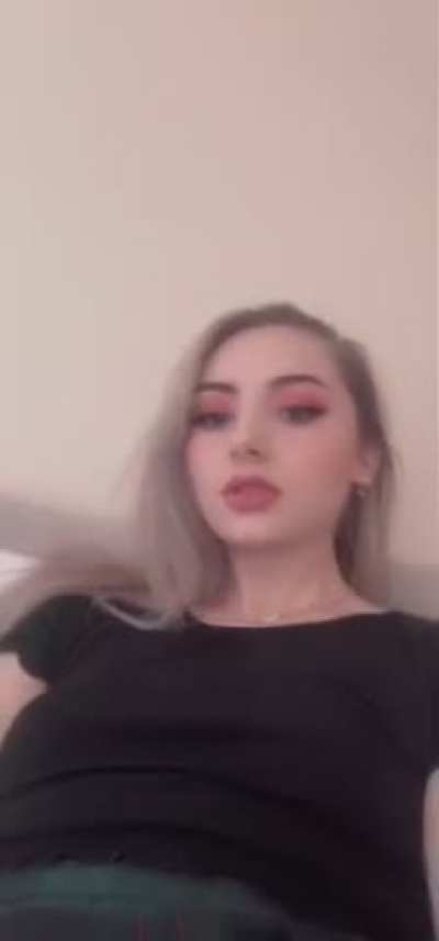 it ain&rsquo;t gonna suck itself