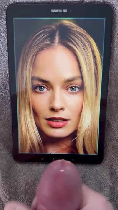 Margot Robbie