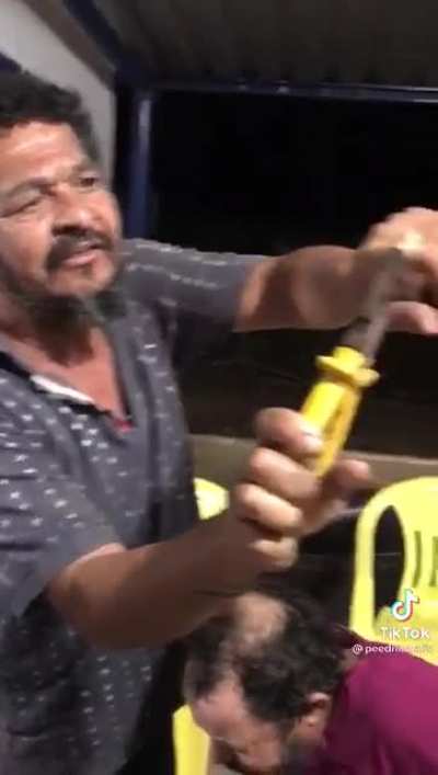 Magia do bar, tem at&eacute; dentista