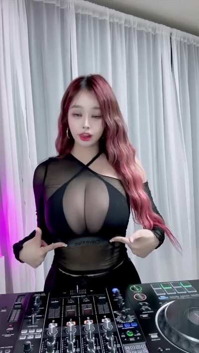 Dj