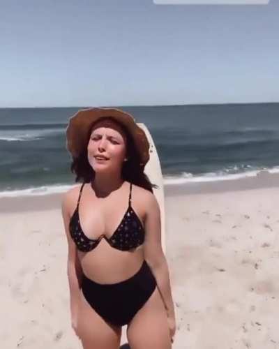 Larissa Manoela
