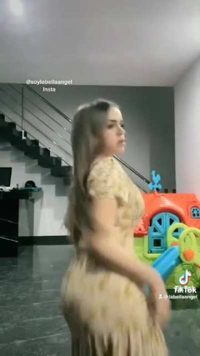 🧟&zwj;♀️