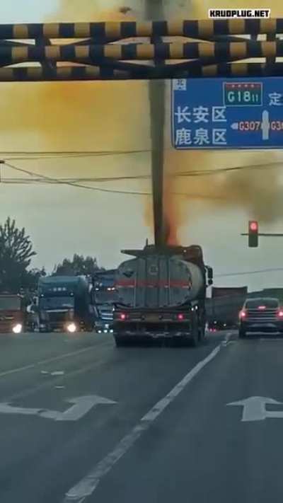又一突开的精彩画面，叹为观止，点赞👍