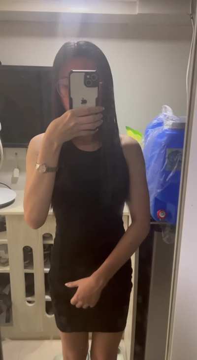 Can you guess how big is my dick and don&rsquo;t zoom in darling?🍆💦🍑