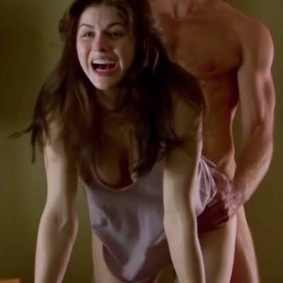 Alexandra Daddario 