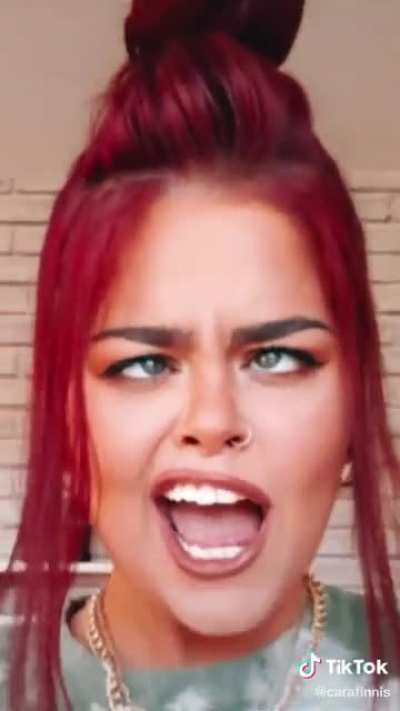 she makes the same faces in all her videos