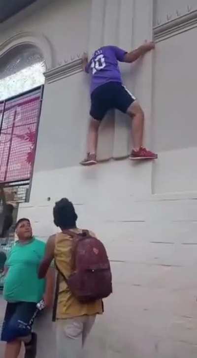 Uno que no juega mas al fulbo