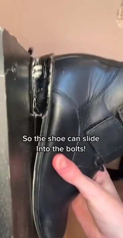 Michael Jackson's shoes in action.