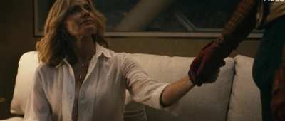 Elisabeth Shue
