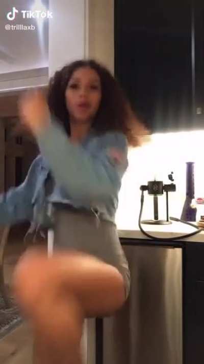 Drop it girl