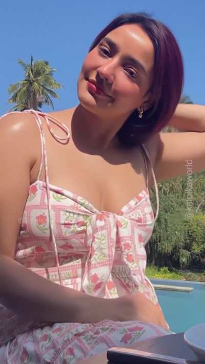 Can't take my eyes off of Neha Sharma's soft and tender assets