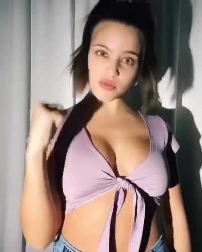Emi Mernes