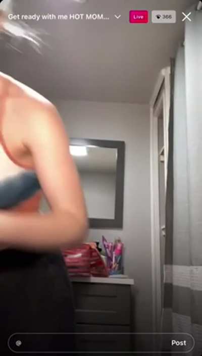 Flashing tits