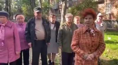 Пожилые граждане из объединения "Отряды Путина" обратились к мировому сообществу с просьбой не признавать итоги прошедших американских президентских выборов