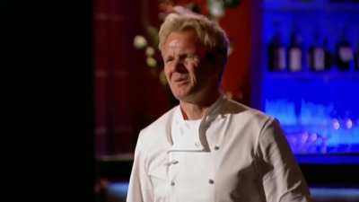 dumbass tries to fight gordon ramsay