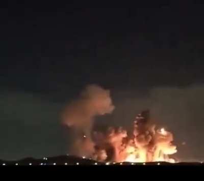 Intense secondary explosions visible tonight, Isfahan, Iran. (3/31/26)