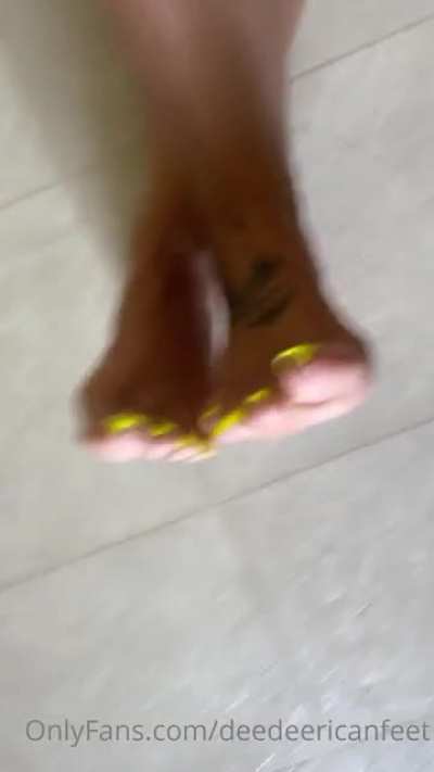 🤑