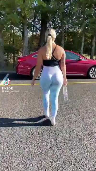 🧟&zwj;♂️🍑
