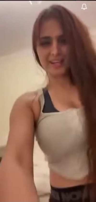 TIT BOUNCE 🤤