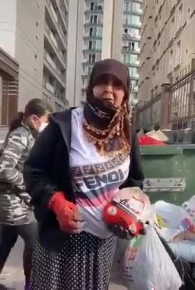 &Uuml;zl&uuml;yorum