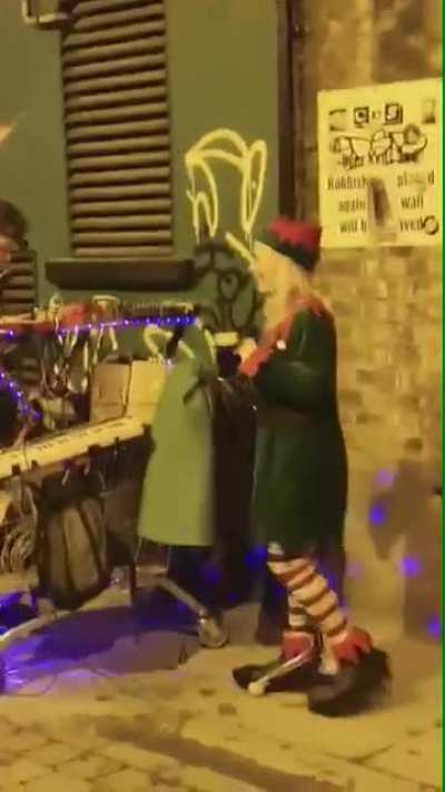 I think after the 21 months we&rsquo;ve all had, this is the only acceptable form of Christmas carols in Temple Bar