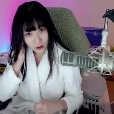 Bathrobe pokies👀