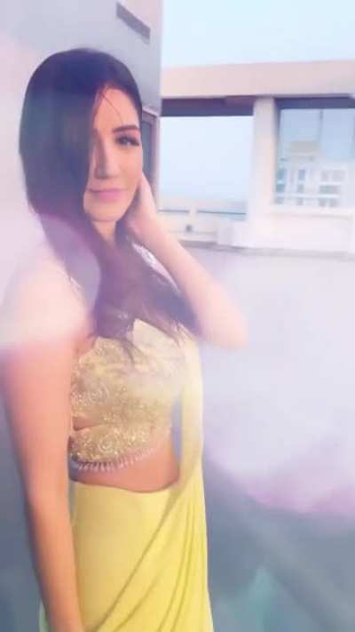 Saree Beauty - amy