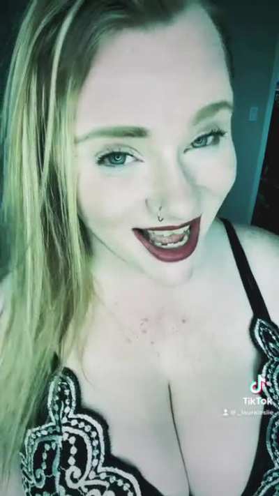 _lauraleslie