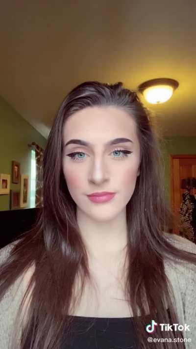 Evana Stone went viral again!