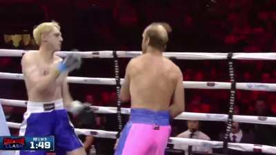 41 y/o DAD fights a 26 y/o in a Boxing Match