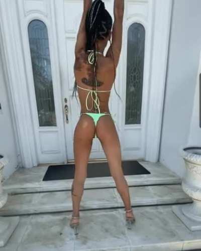 Ass Twerking 🍑