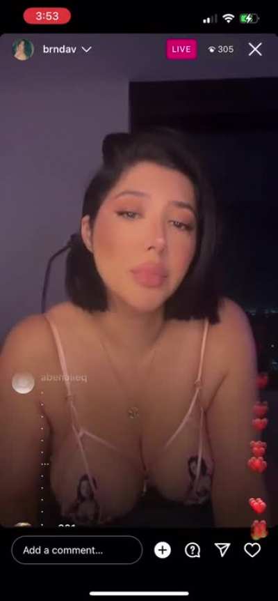 She&rsquo;s so sexy 😍❤️