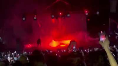 Carti face down ass up during New Tank 😂