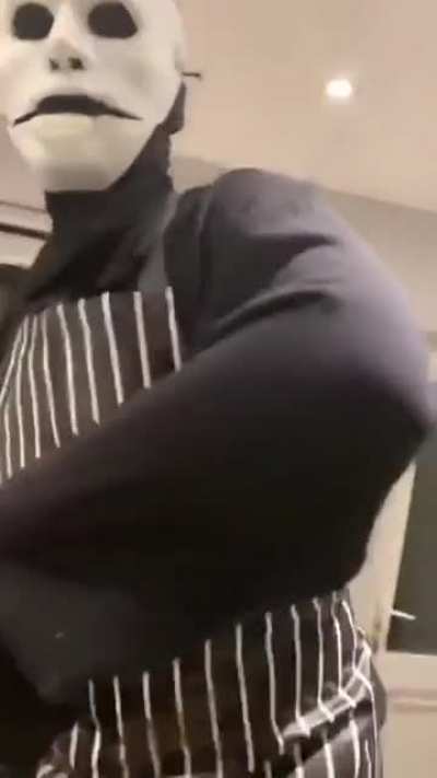 That's some impressive dexterity not gonna lie