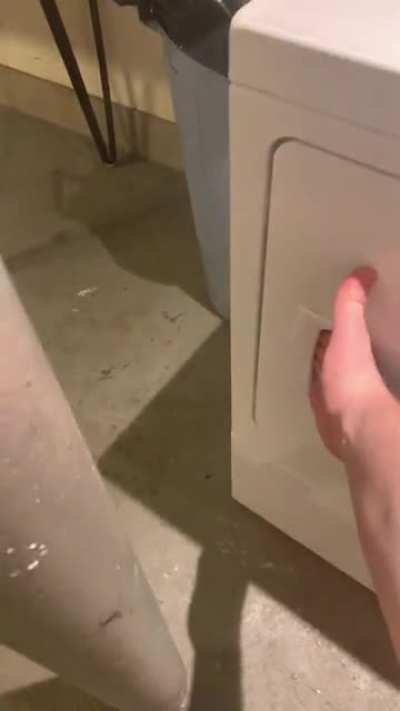 The dryer in my apartment complex