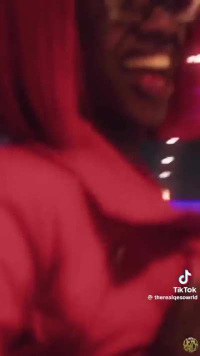 Sexyy asf!!