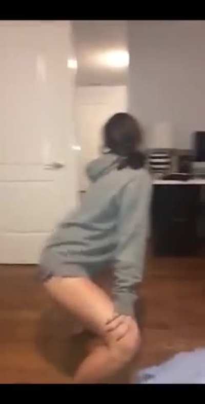 look at that butt 😵‍💫😵‍💫