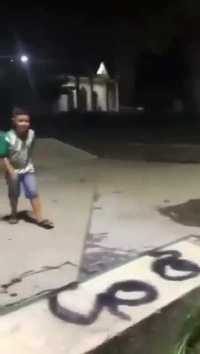 AAAA 😰