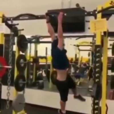 HMBCS pull up bar Yeet