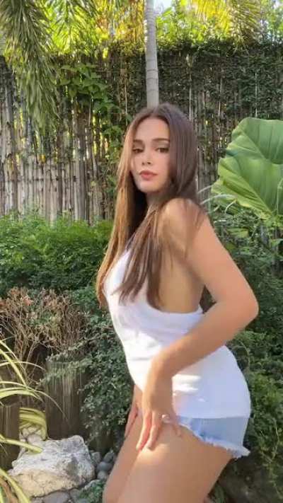 Ivana Alawi