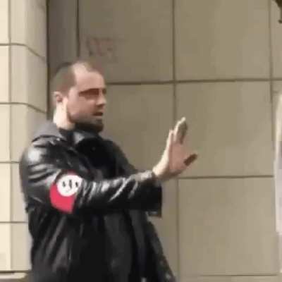The only acceptable way to deal with Nazis 🤜💥