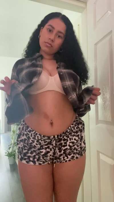 Any older men into me?