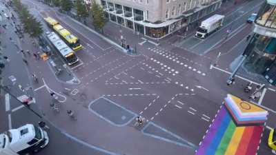 If you want your urban streets to serve optimal throughput....remove cars from the equation! &mdash;Vredenburg, Utrecht