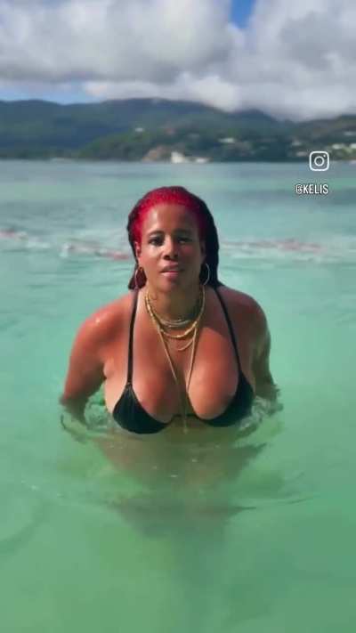 😍
