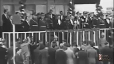 +Yaptıklarımızı asla kafi g&ouml;remeyiz! - G&ouml;rmeyeceğiz!