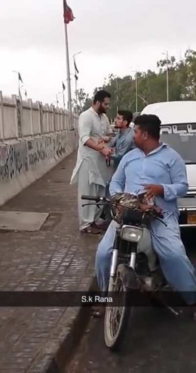 Guy pulls out his cock during a road rage