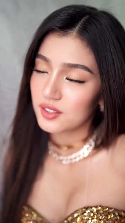 Belle Mariano