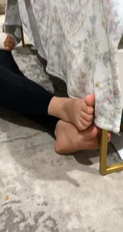 My cousins beautiful feet